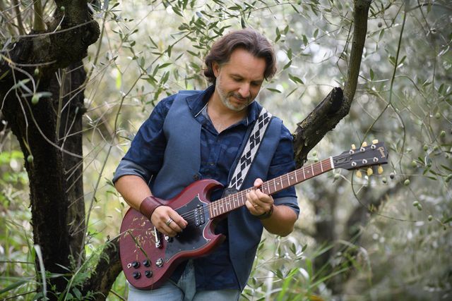 Ingrandire l'immagine: Dott. Luigi Frezza - Online