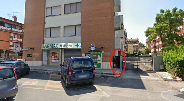Ingrandire l'immagine: Studio Martoccia (presso studio di medicina generale Dott.ssa Simona Divietri e Aurora Cifra)