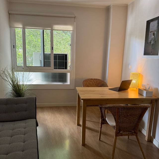 Acercar imagen: Centro Sagrada Familia