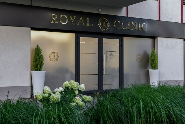 Powiększ obraz: ROYAL CLINIC