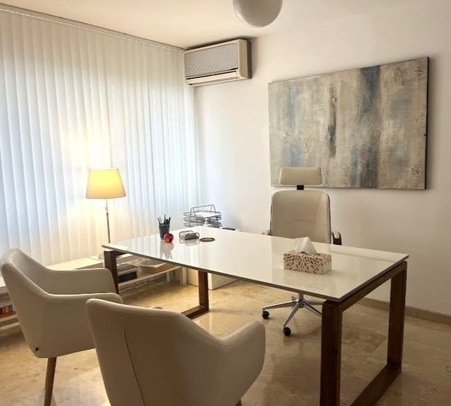 Acercar imagen: Palma, Palma de Mallorca, España | Psicología Cognitiva Ansiedad.