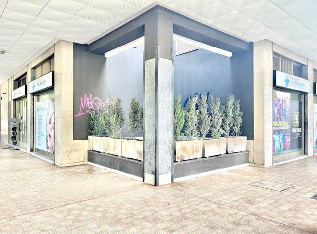 Ingrandire l'immagine: Polisalute