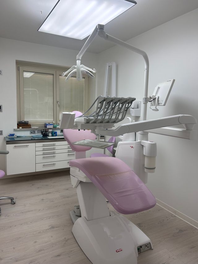 Ingrandire l'immagine: Ambulatorio Odontoiatrico Federici Dr Gaetano