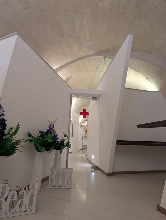 Ingrandire l'immagine: STUDIO MEDICO - DERMATOLOGIA ESTETICA