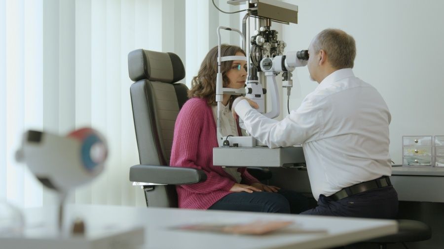 Prof. H.c. Dr. Med. Amir-M. Parasta-3