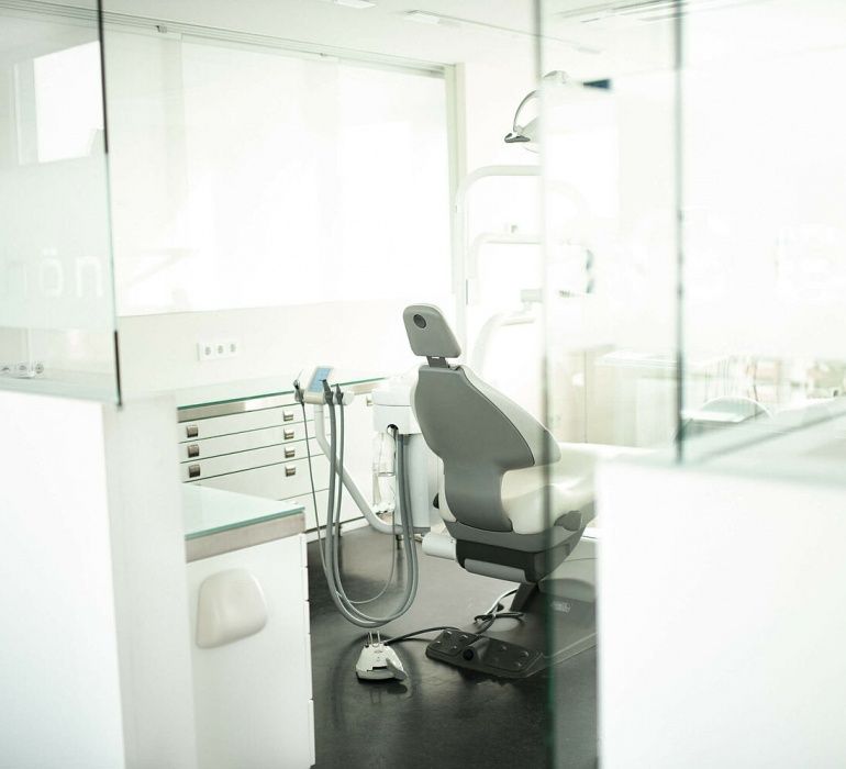 Gela Von Schutzbar-4