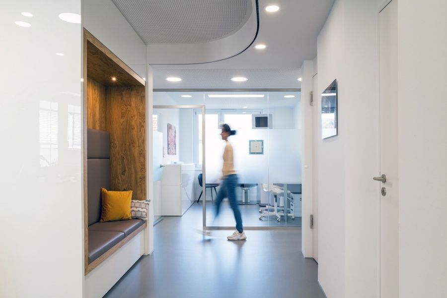 Veronique Kitiratschky-5