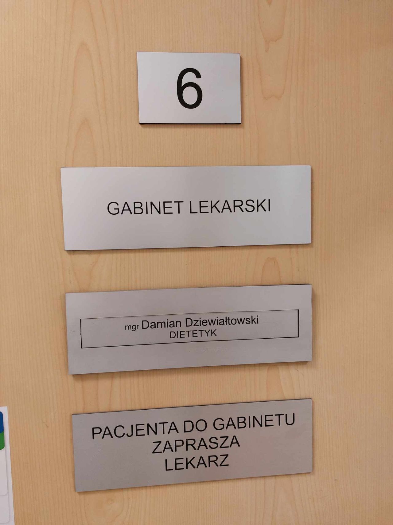 Damian Dziewiałtowski-3