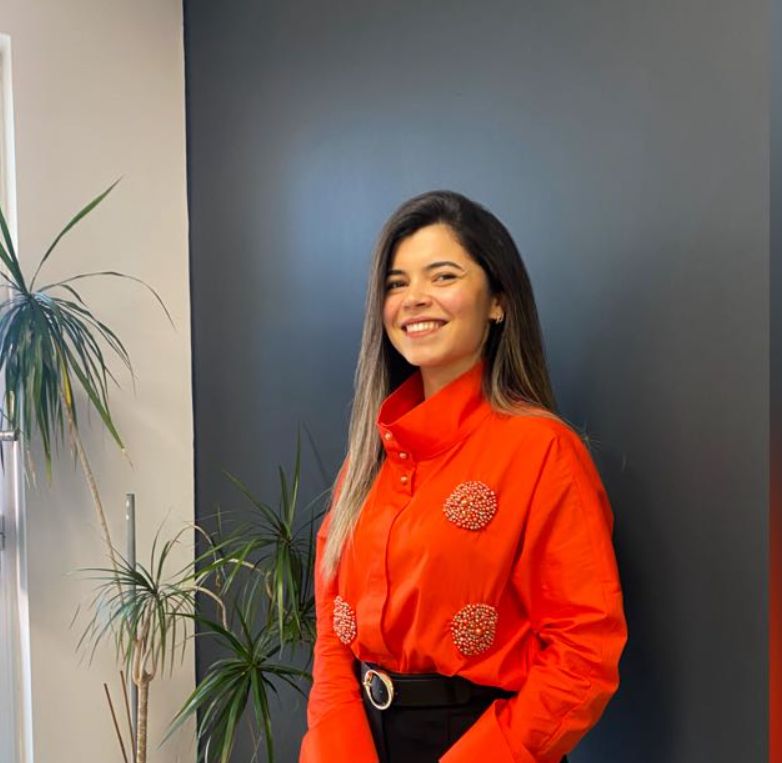 Özge Söyleyici Alper-0