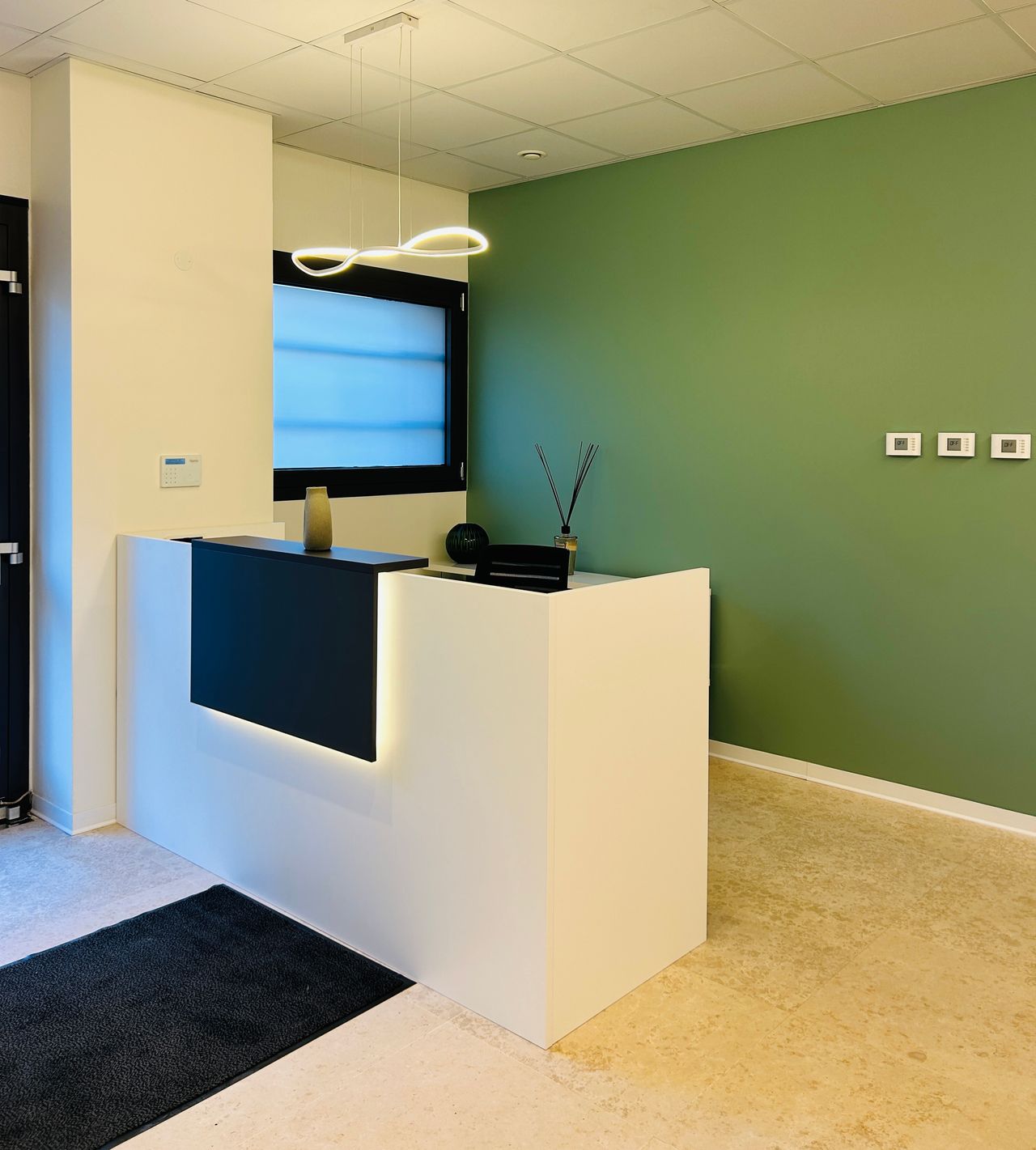 Serhiy D'avino Hayas-3