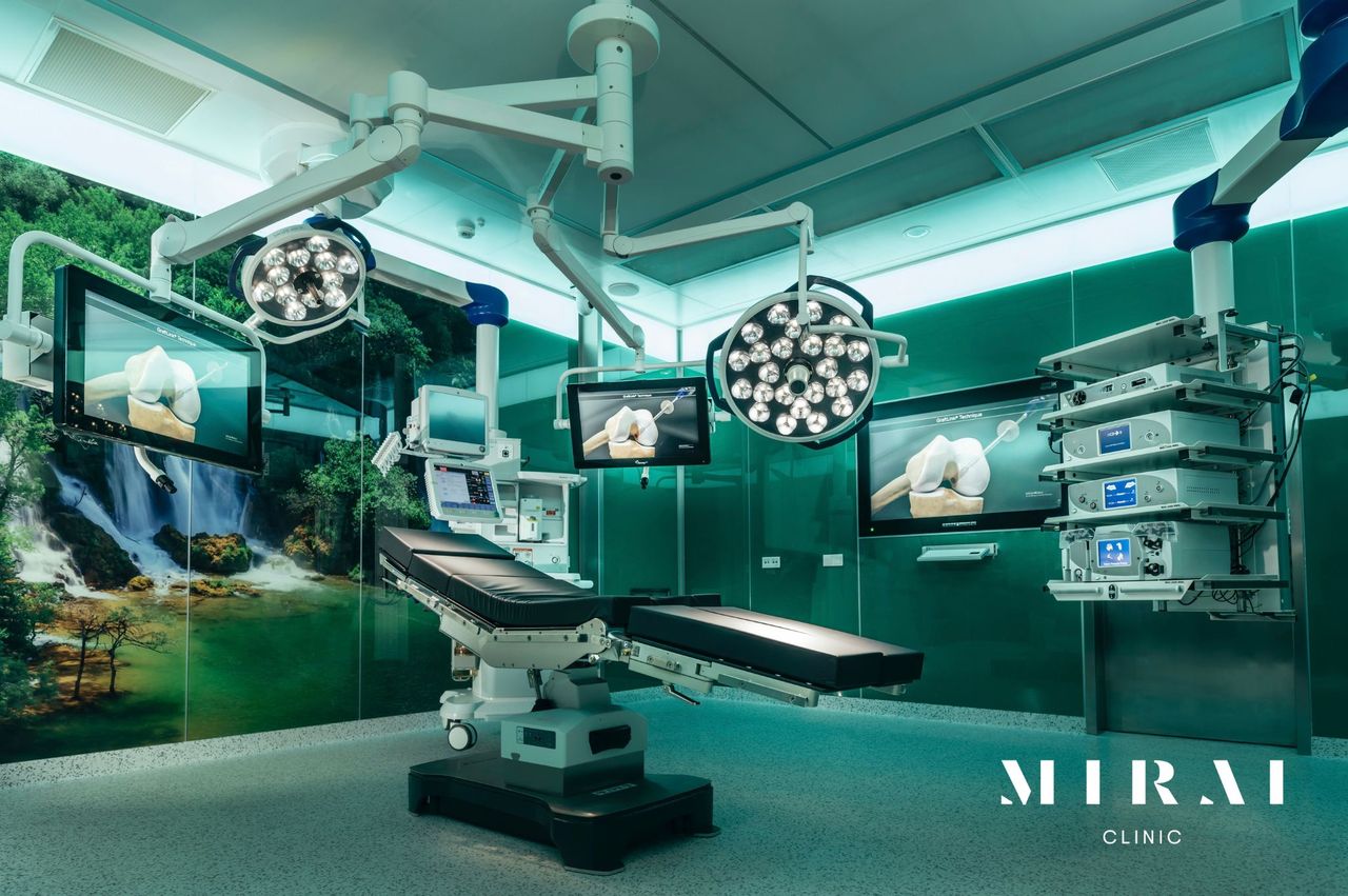 Tomasz Szymański-24