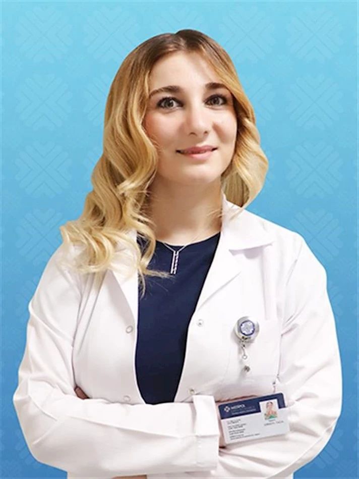 Nazrın İsmayılzada-0