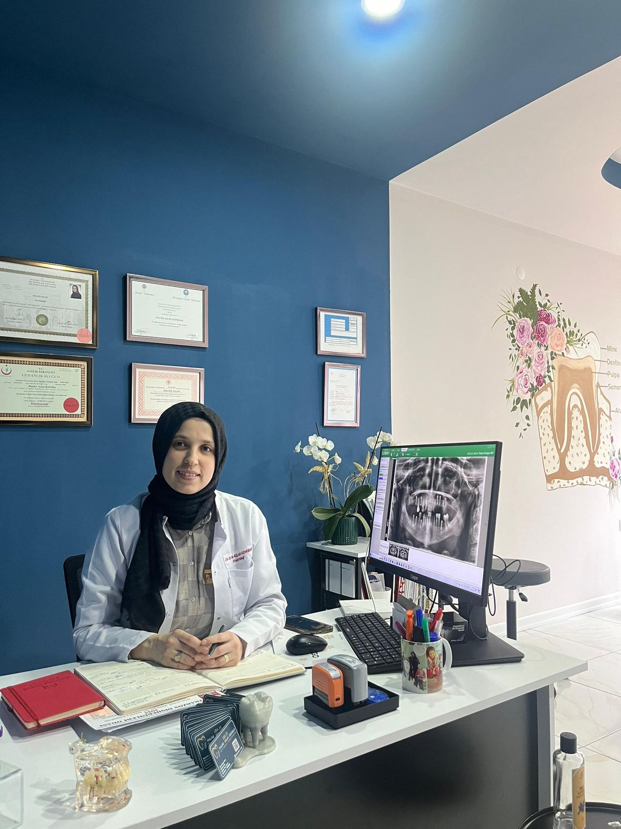 Malike Aslan Kehribar-3