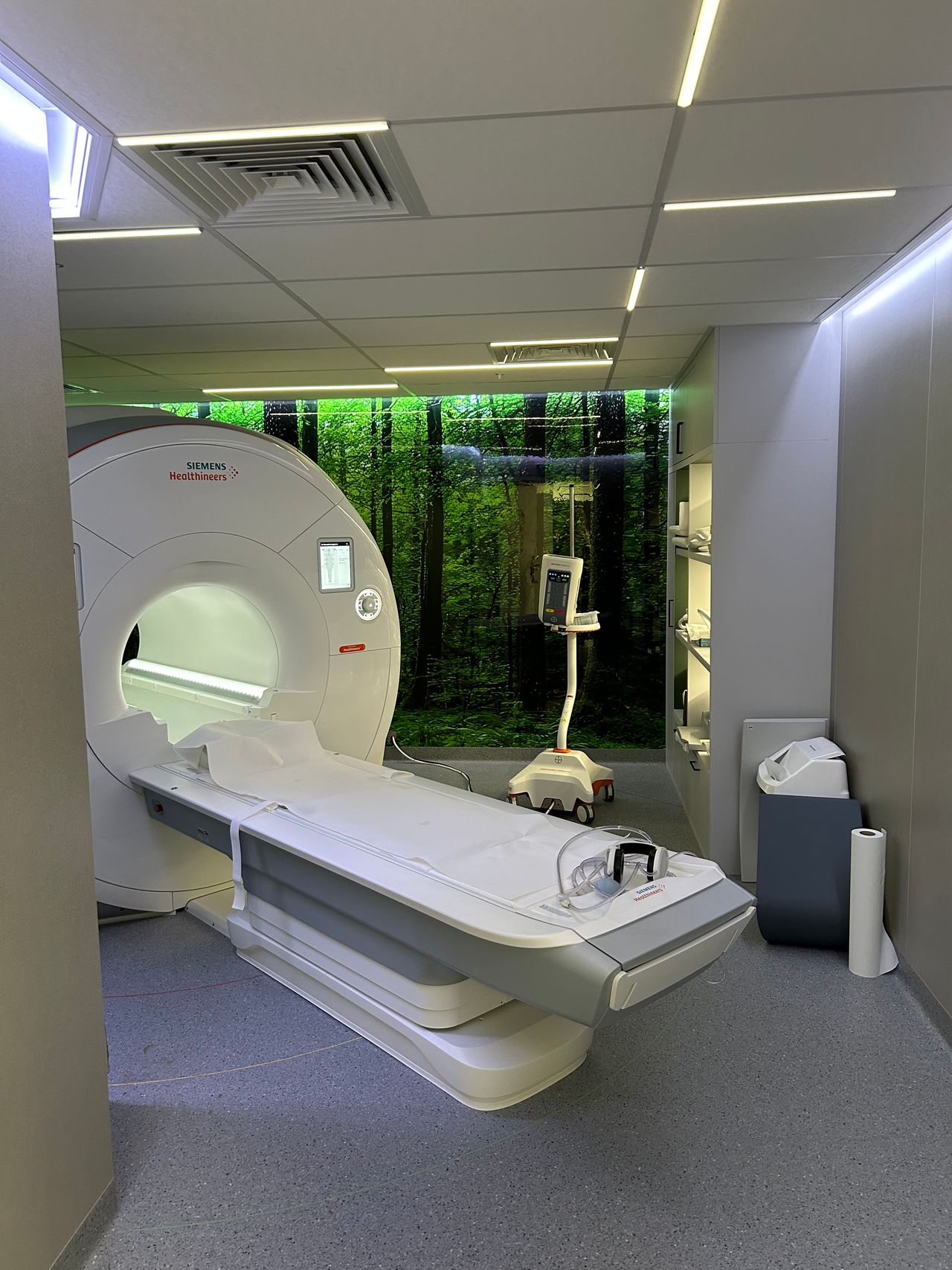 Rezonans Magnetyczny Enel-Med Zacisze-1