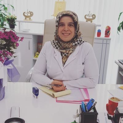 Esra Çınaroğlu Azman-1