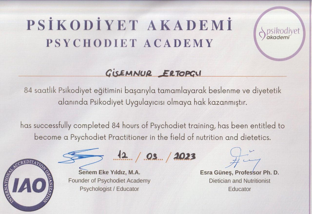 Çisem Nur Ertopçu-1