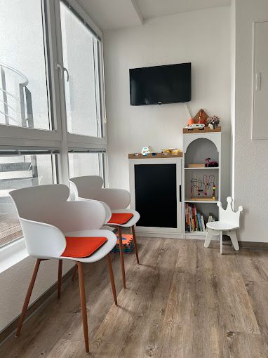 Sussan Nazari Azari-3