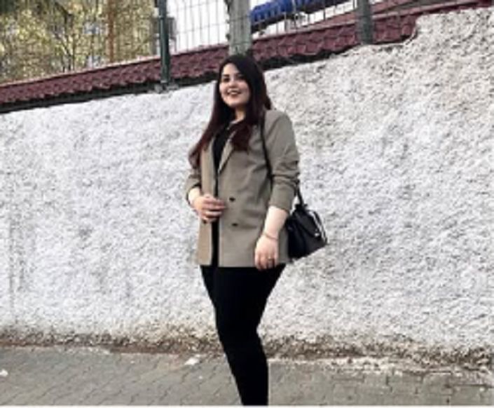 Büşra Köşgeroğlu-0