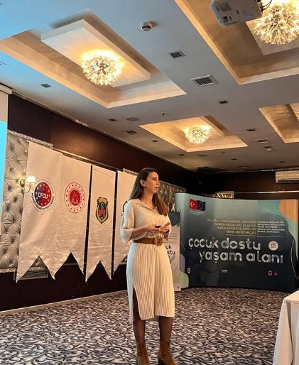 Begüm  Siyam Acar-2