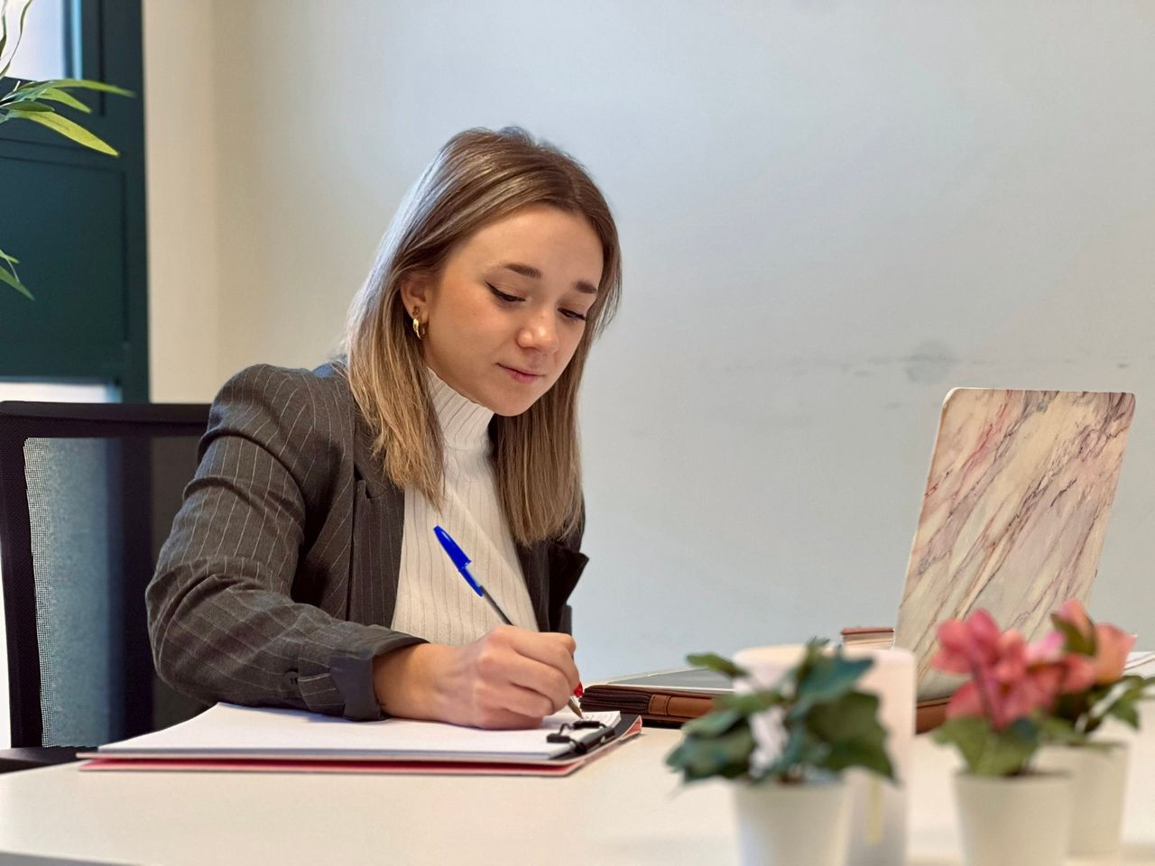 Laura Aleñar Romero-1