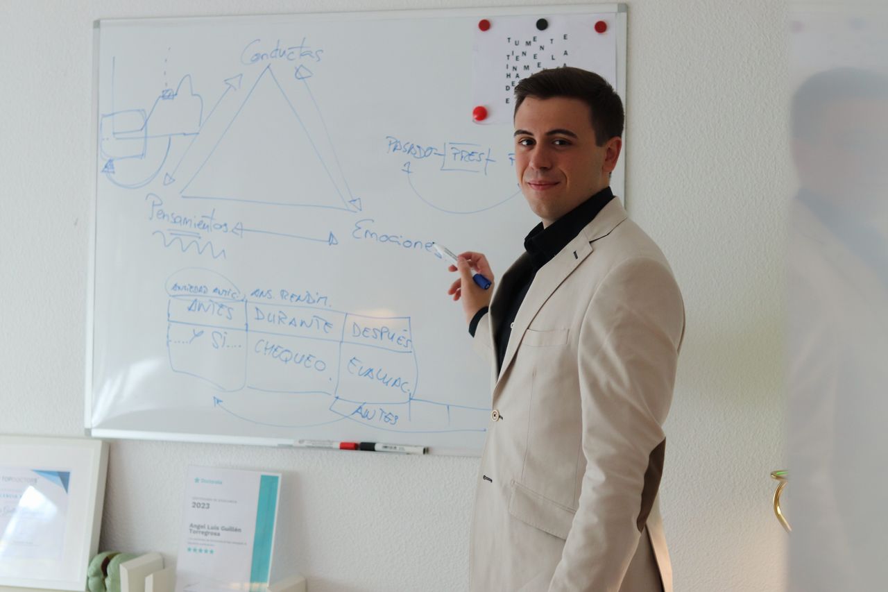 Luis Guillén Plaza-2