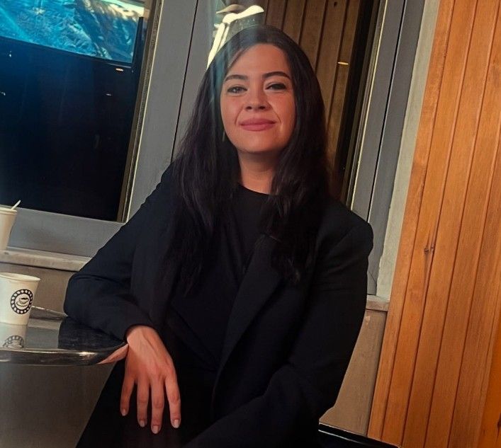 Açelya  Sivrikaya Giray-0