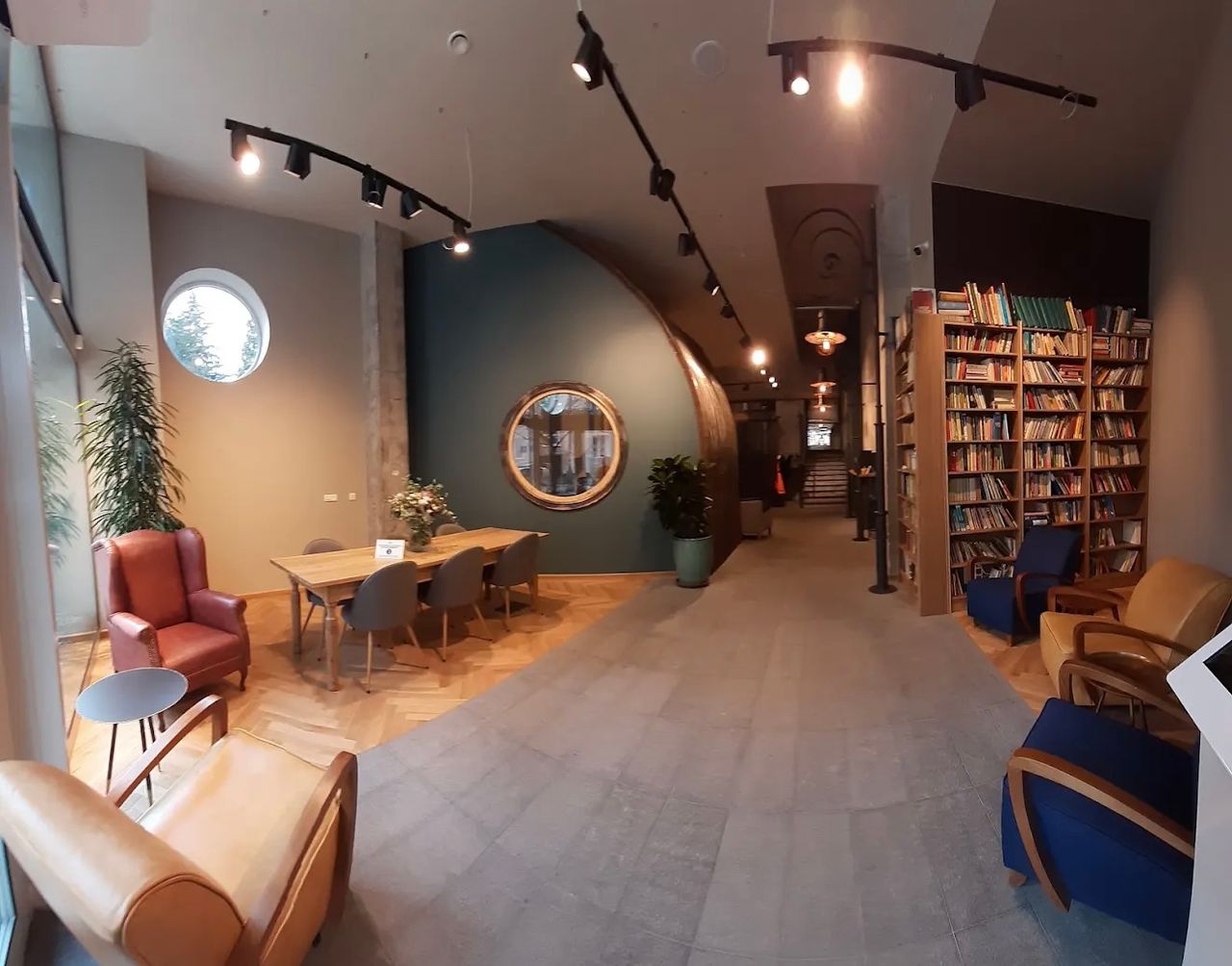 Viyaleta Karetskaya-3