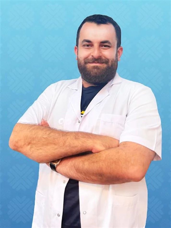 Emir Farboud Bonabian-0