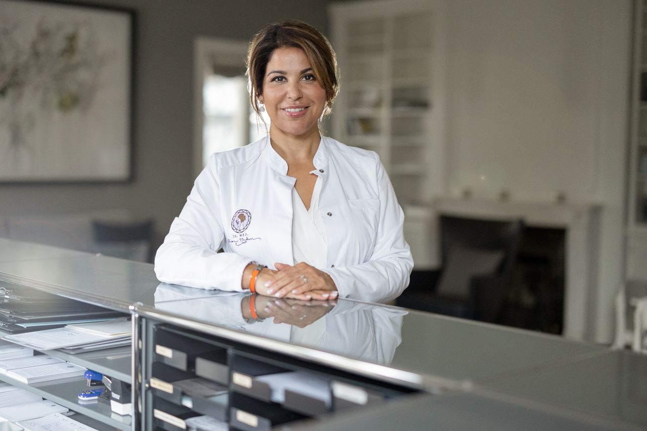 Aresu Naderi - Privatpraxis-0