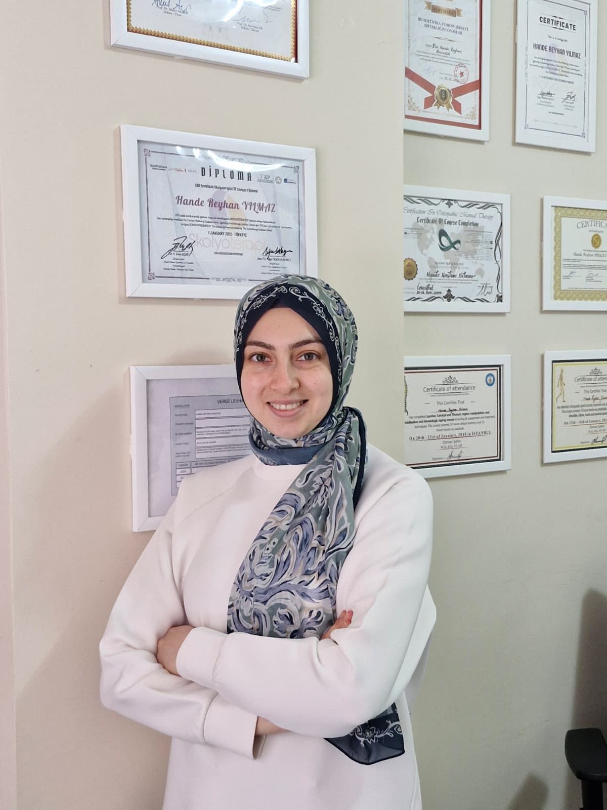Hande Reyhan Hasçelik-0