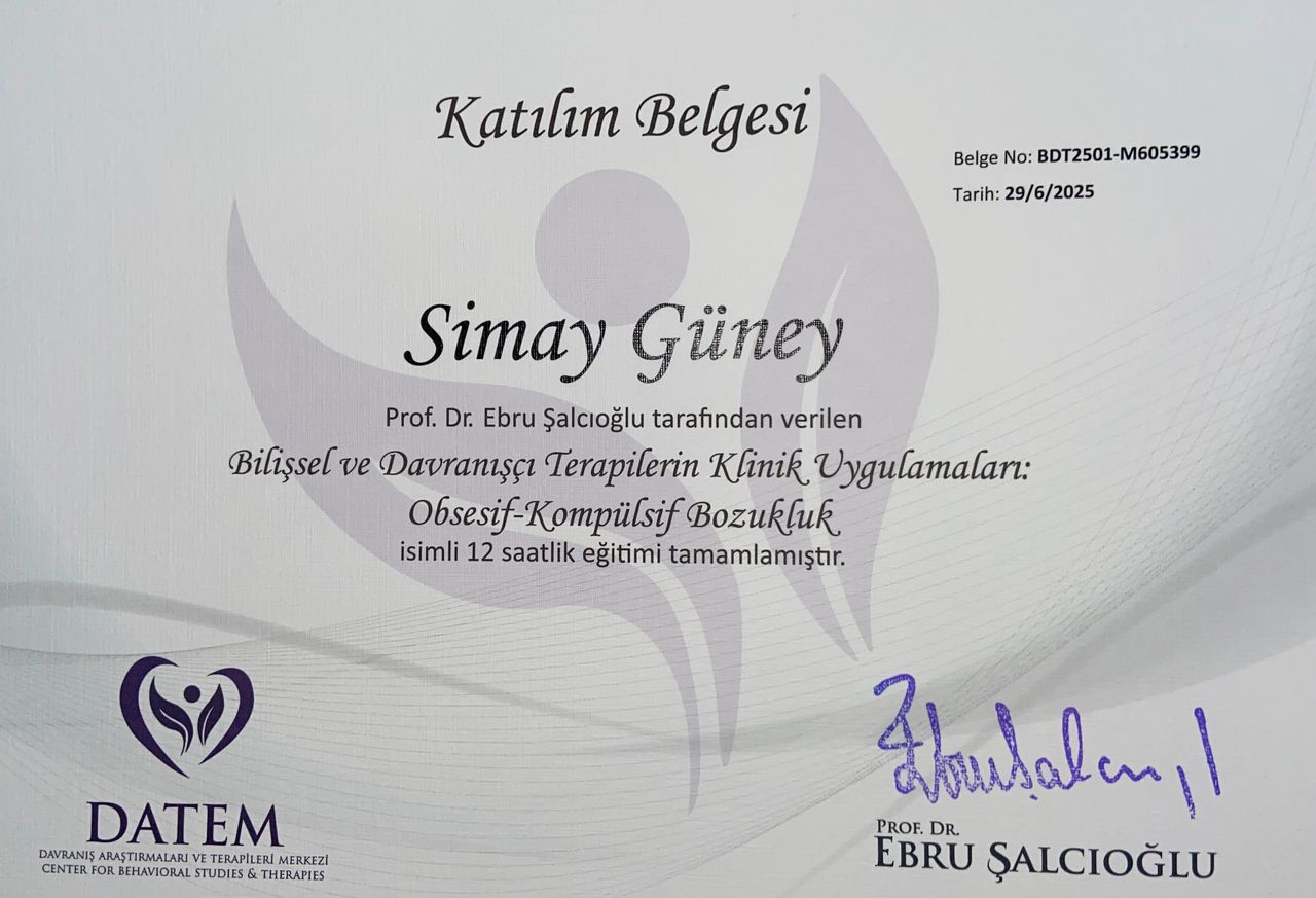 Simay Güney-15