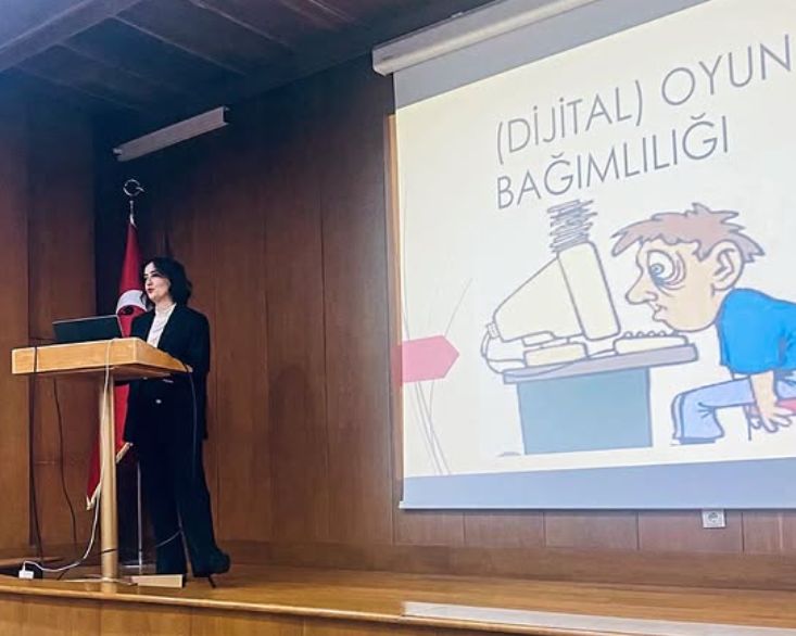 Ayçe Şener-1