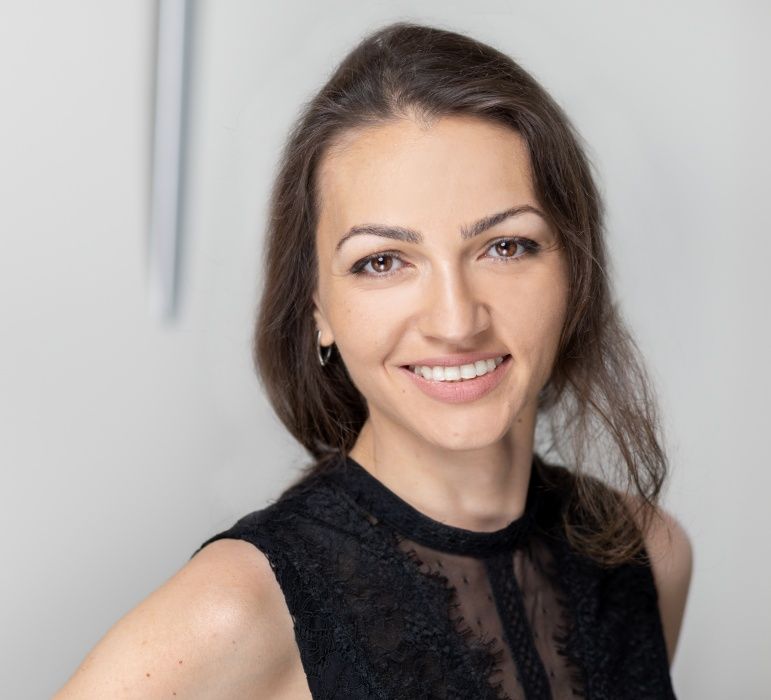 Anna Mnatsakanyan Md-0