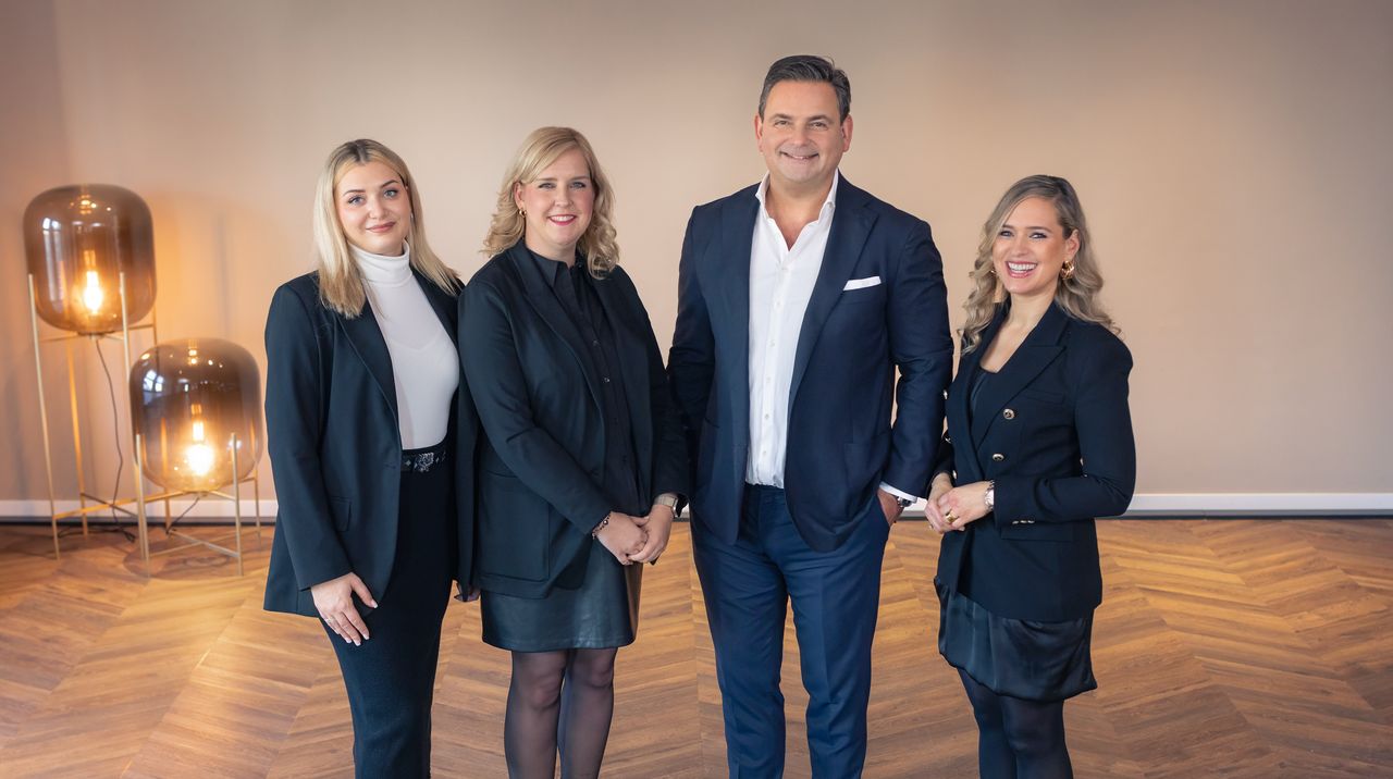 Detlev R.h. Fwcrs Breyer-0