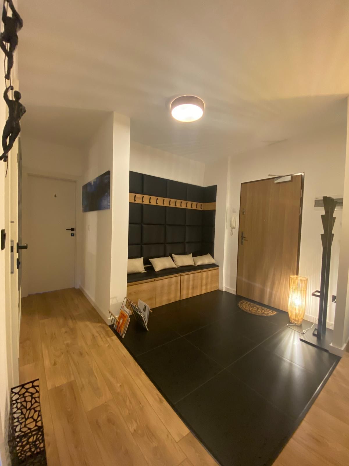 Dominika Radomska -Talar-6