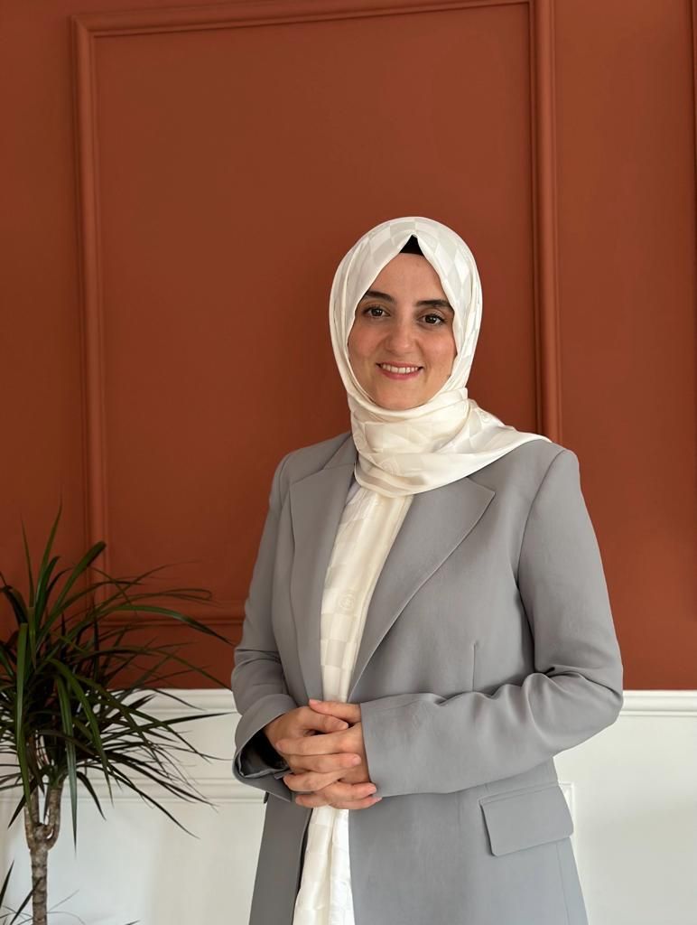 Tuba Bilbay Kaynar-2