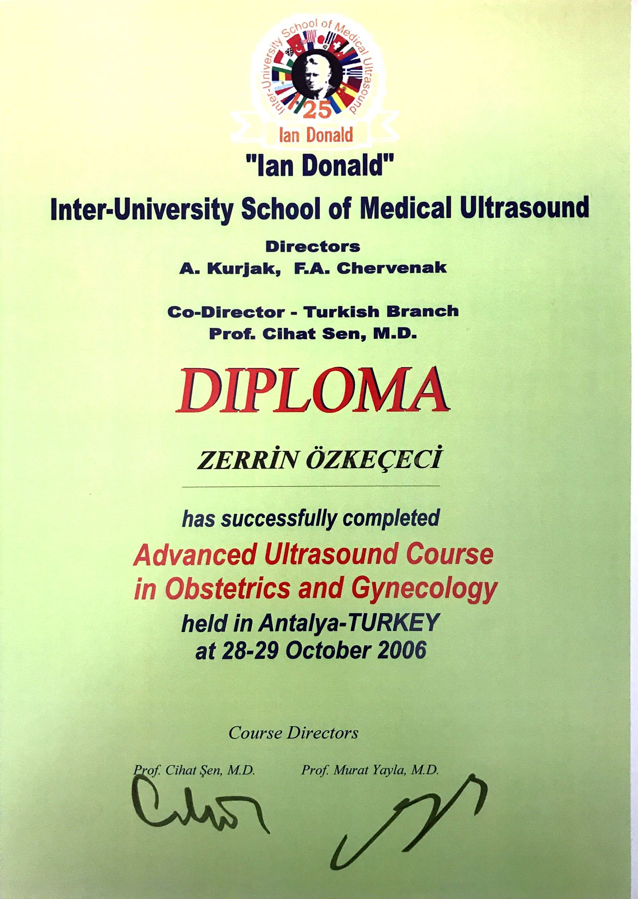 Zerrin Özkeçeci-11