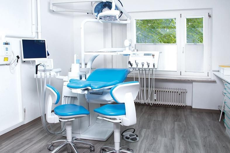 Dr.-Medic Stom. Obeida Kraemer-3