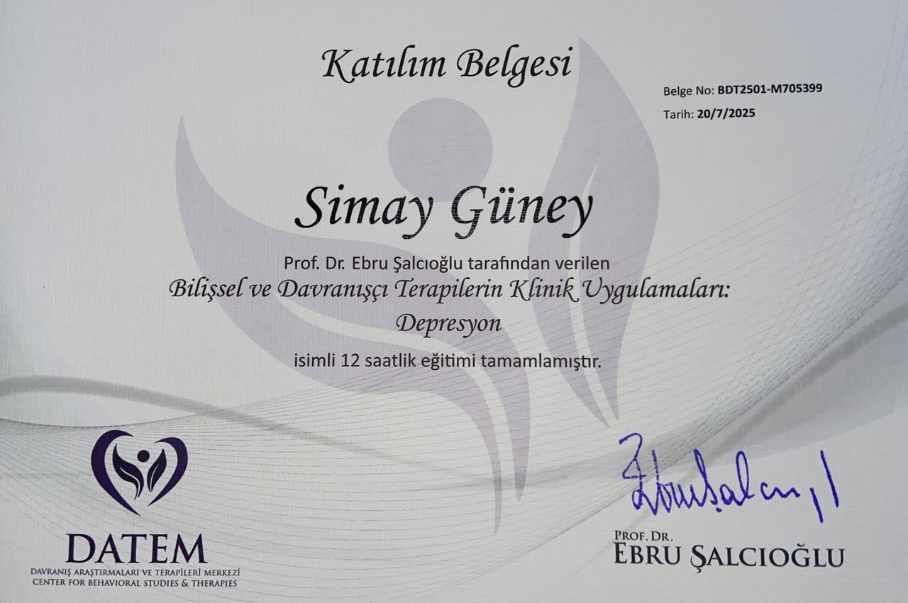 Simay Güney-10