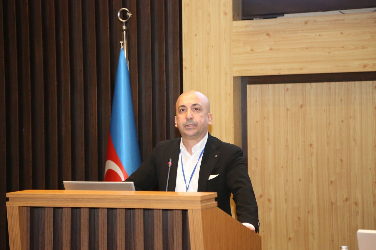 Özgür Akşan-5