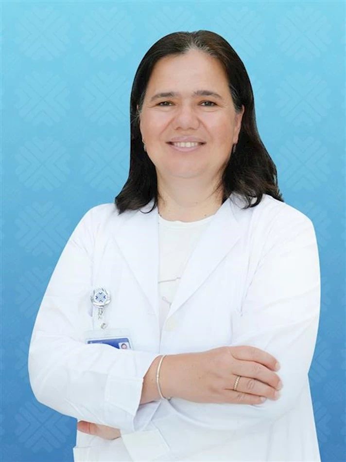 Aygül Güzel-0