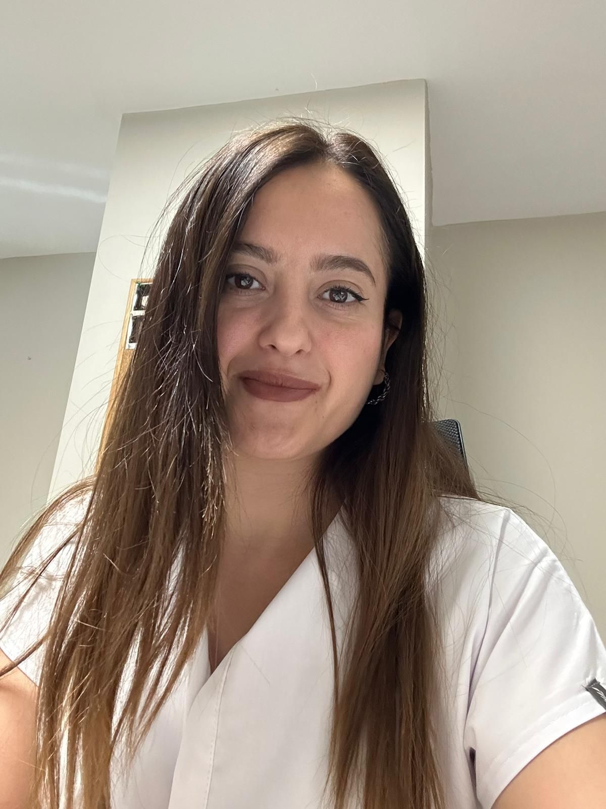 Yasemin Albak-2