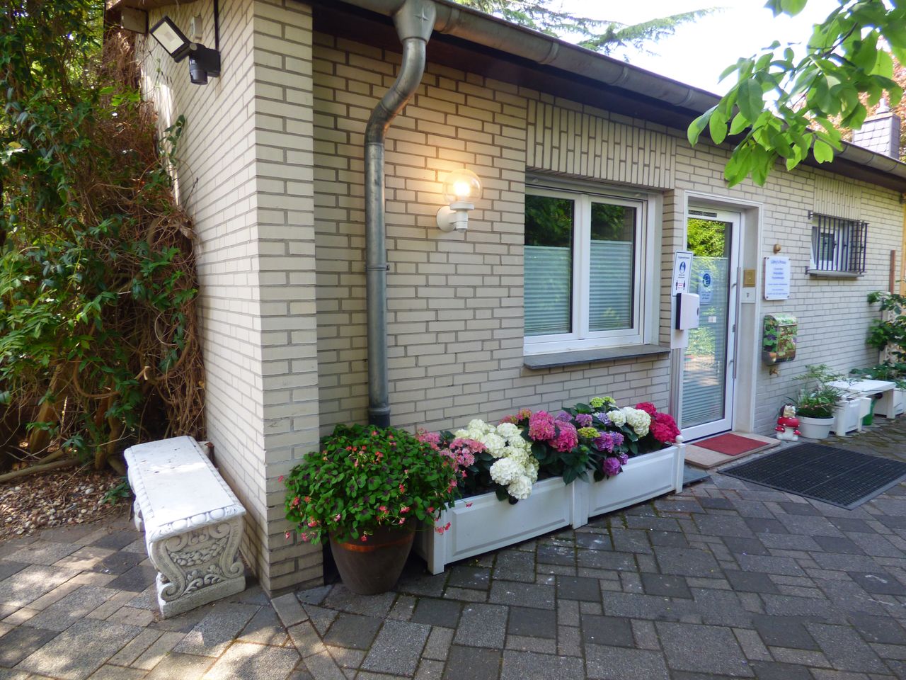 E. Libby Op Den Rhein-12