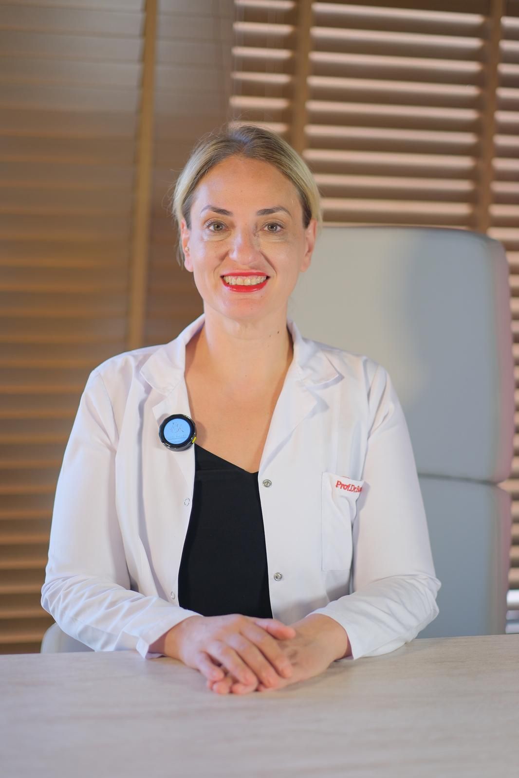 Burcu Kısa-4