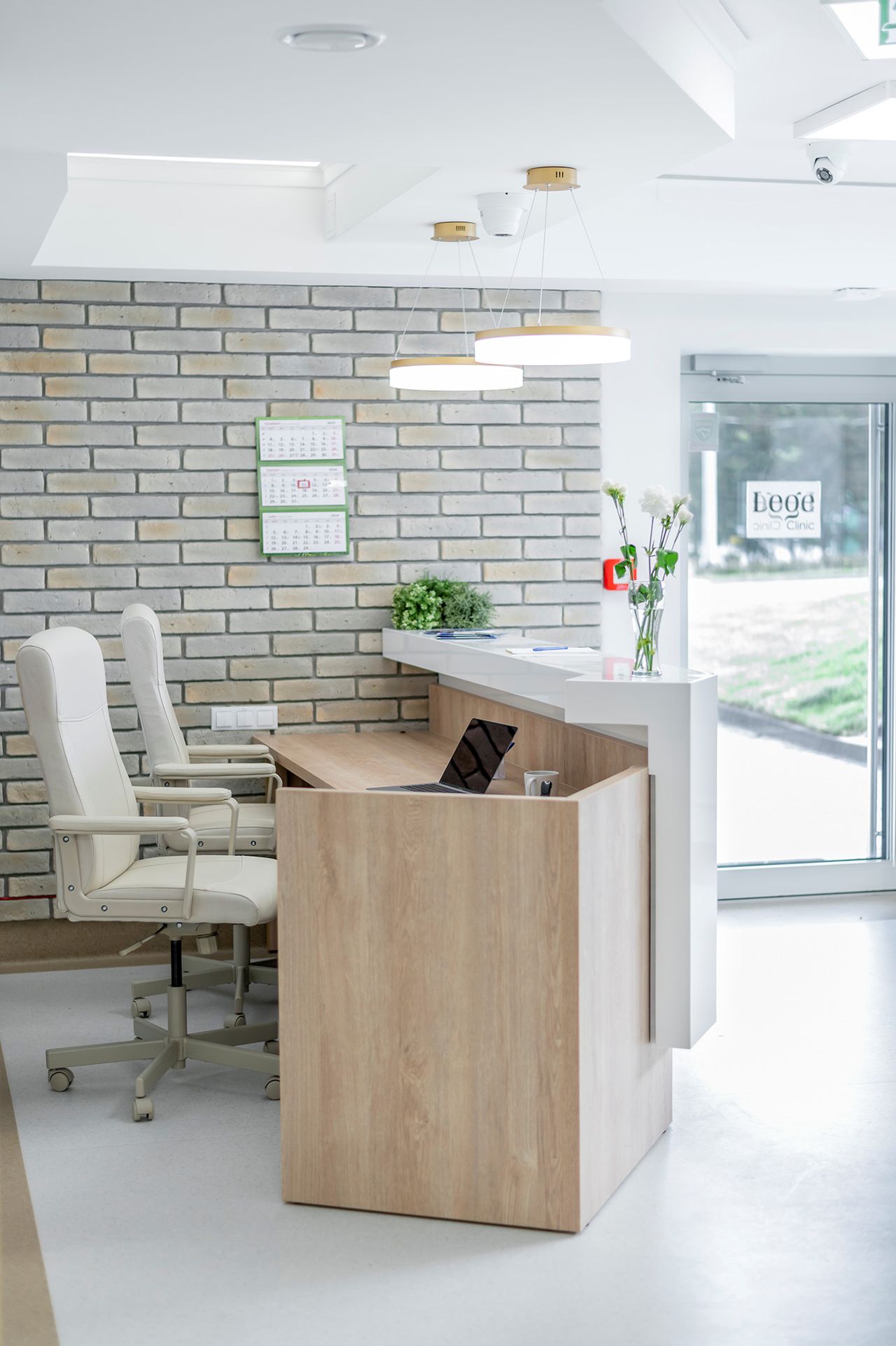 Bartłomiej Lesisz-0