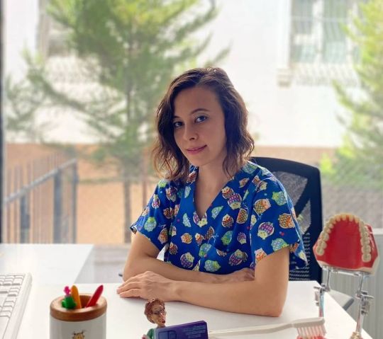 Zeynep Özkalender-0