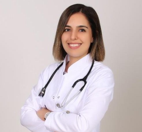 Tuçe Akgönen-0