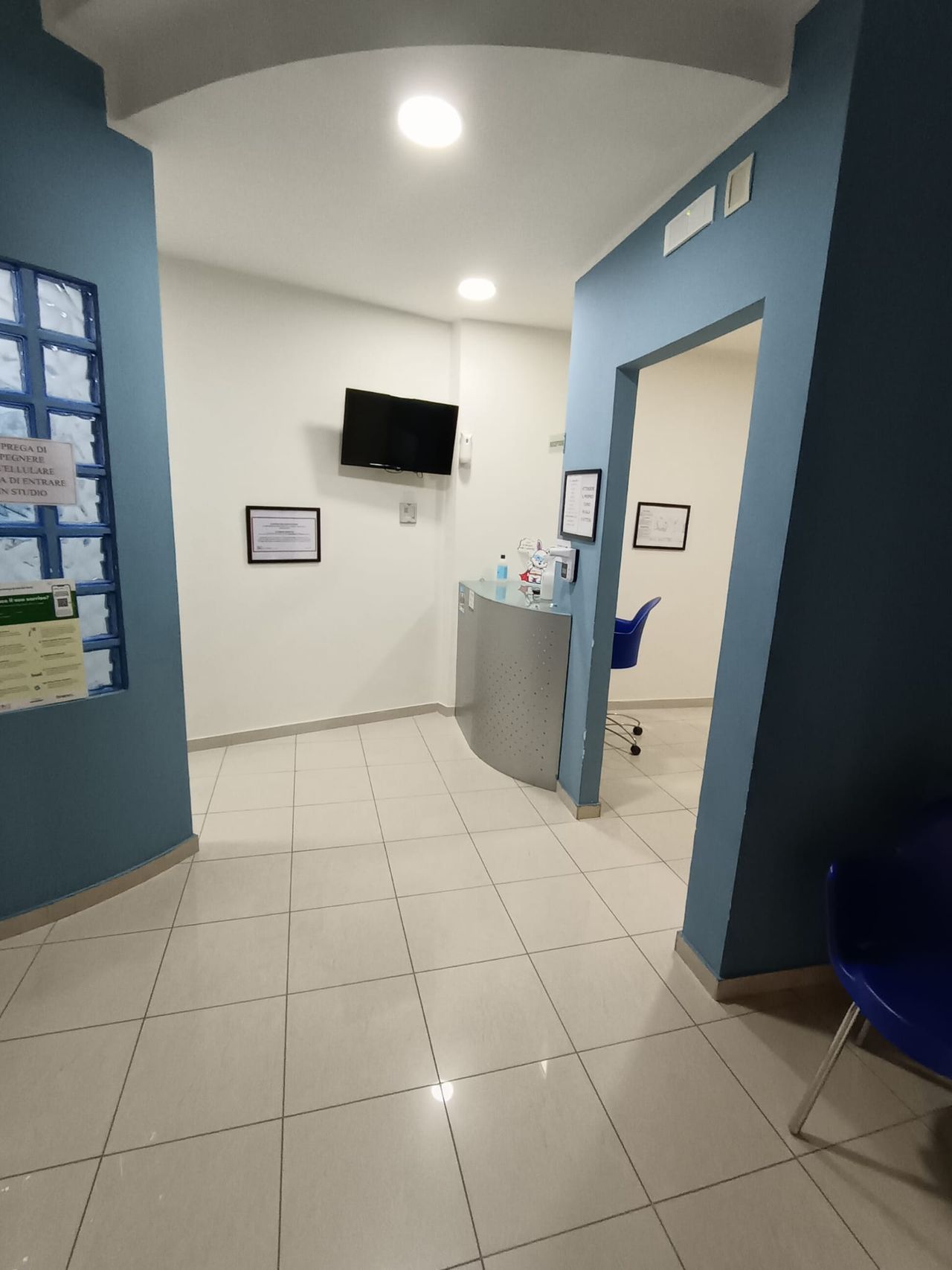 Riunito Igiene Studio Dentistico Di Poto-5