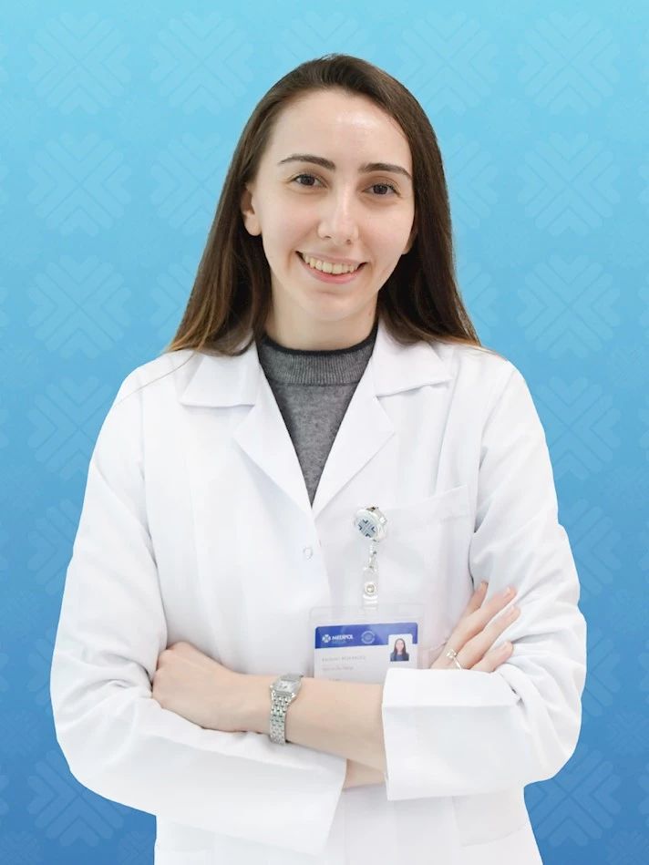 Kardelen Beşkardeş-0