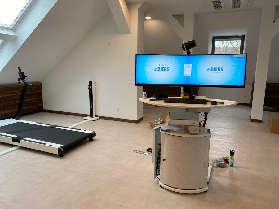 Kourosh Peterhansl-5